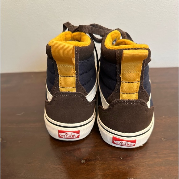 Vans Filmore Hi Vansguard men hi-top suede upper sneakers w/water resistance - Picture 6 of 9